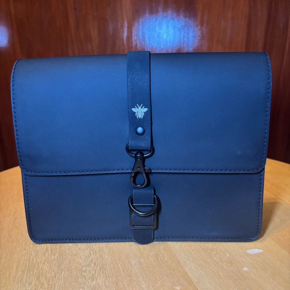 DIOR | Homme Trousse Pouch | Novelty Bee Black Clutch/Pouch/Makeup Bag | Rare